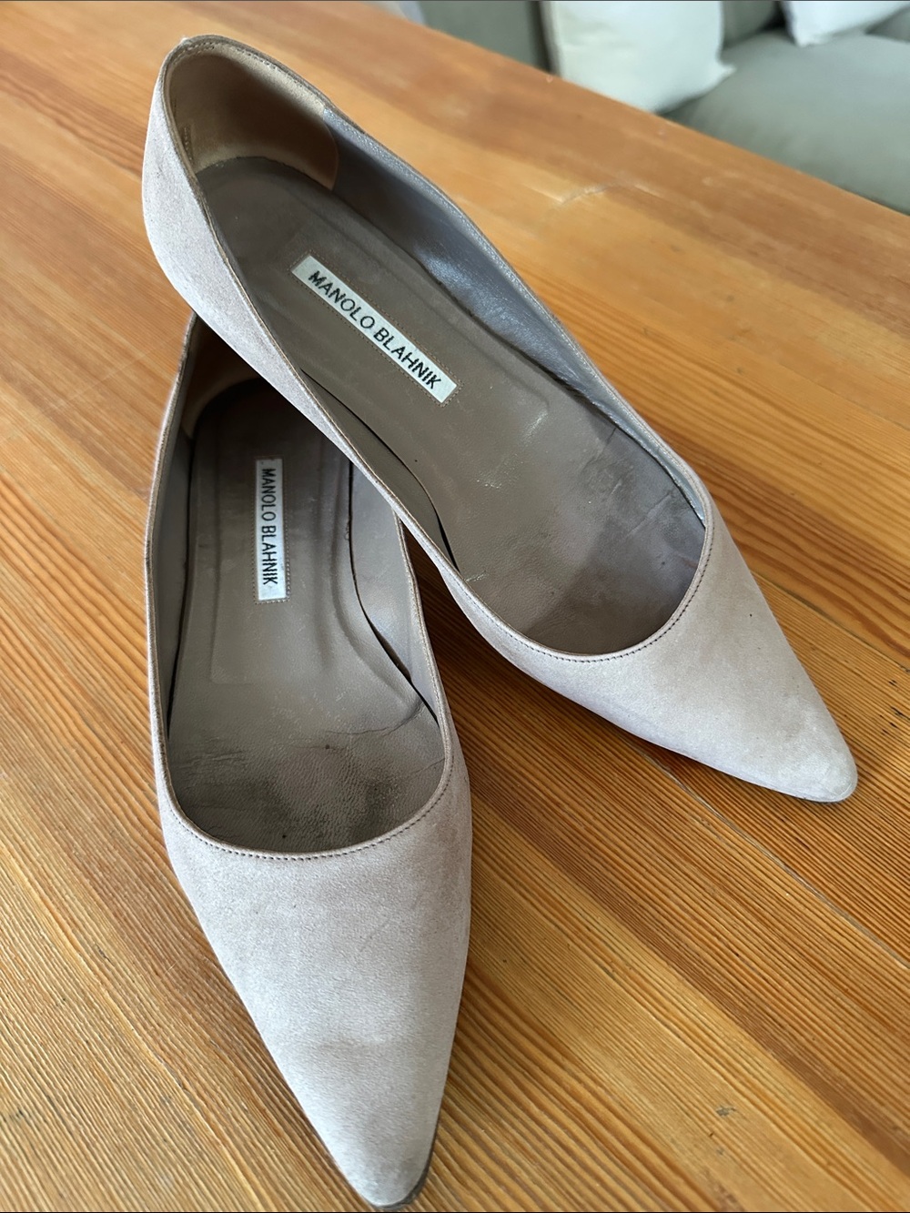 Manolo Blahnik Beige Suede Pointed-Toe Flats